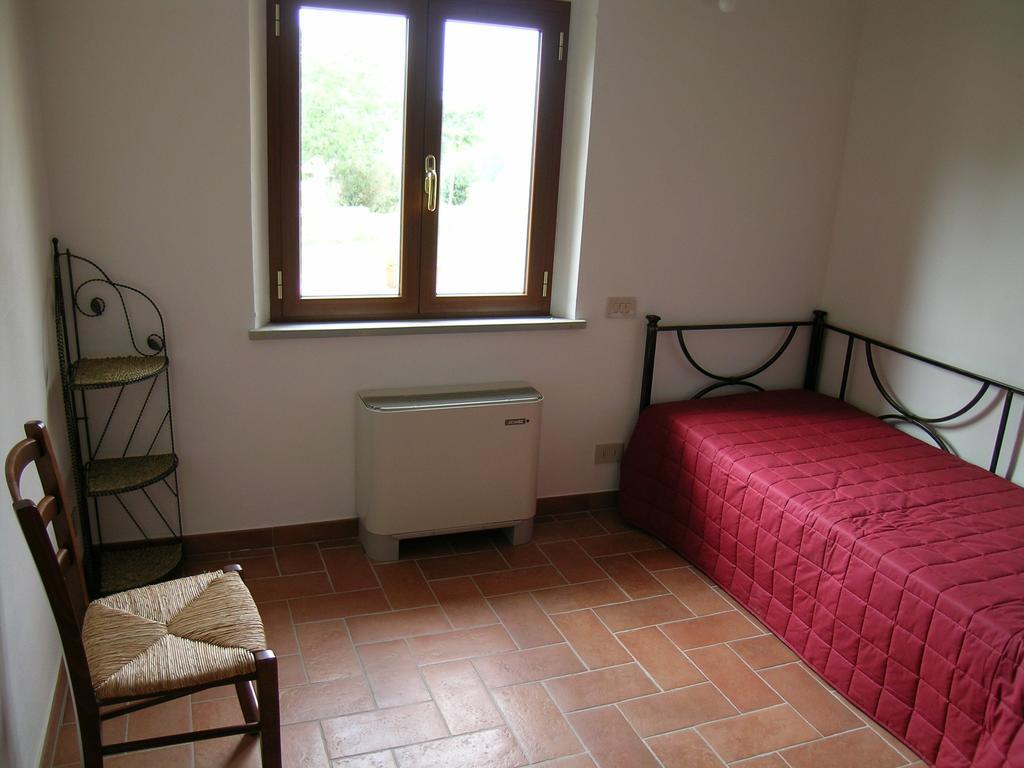 Agriturismo Podere Ossaia Cortona Ruang foto